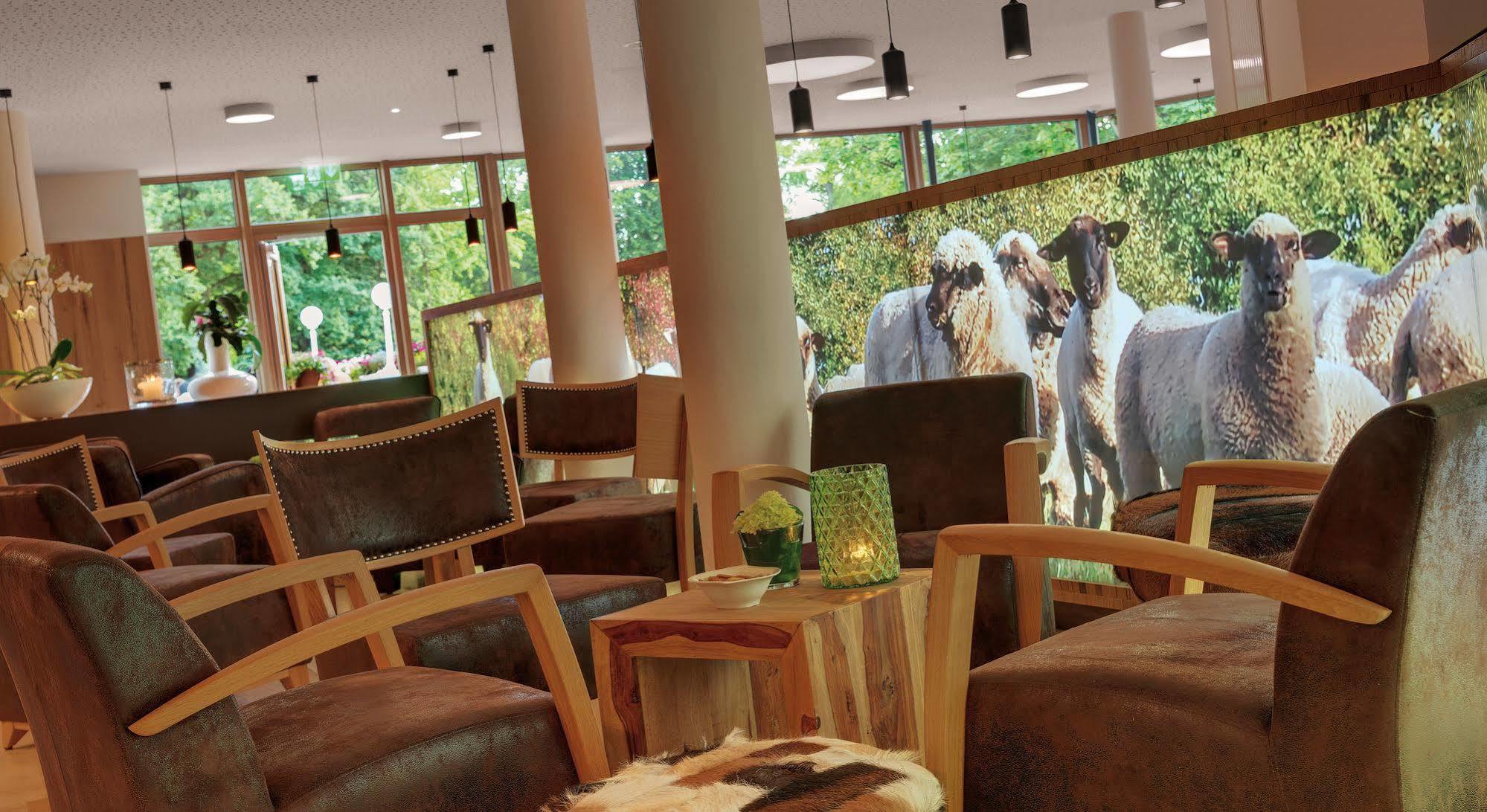 Nells Park Hotel Трир Екстериор снимка