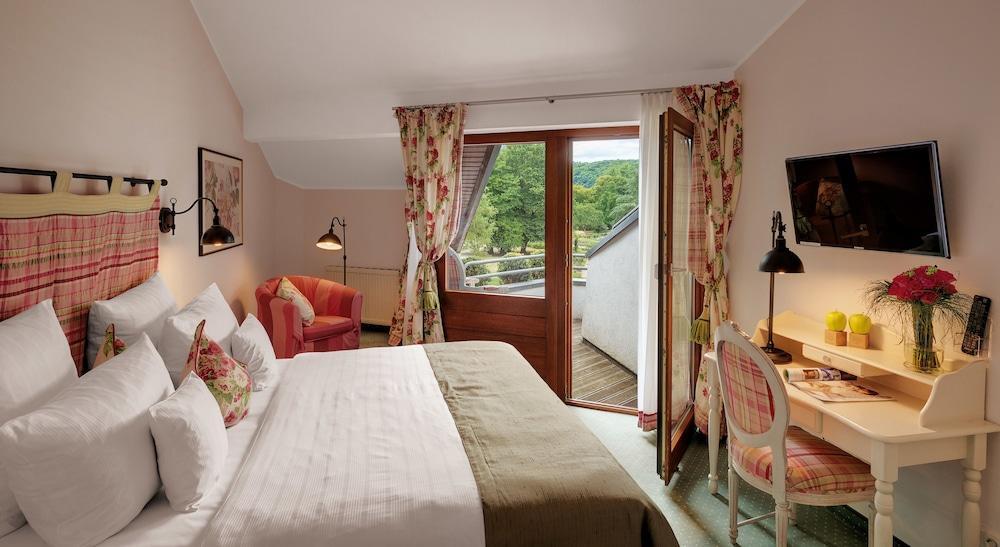 Nells Park Hotel Трир Екстериор снимка