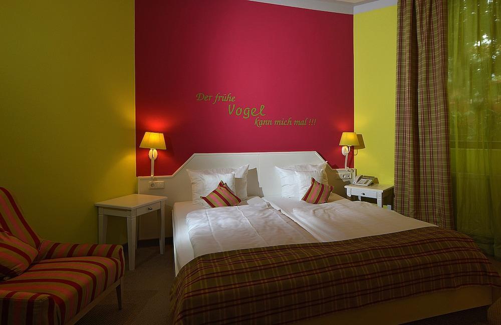 Nells Park Hotel Трир Екстериор снимка